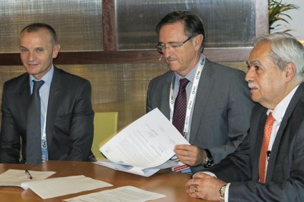 José Ramón González-Juanatey, Vicente Bertomeu y  Gabriel d’Empaire.