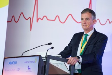 Dr. Esteban Jódar, durante la I Edición de la Revisión Anual de los Congresos de Riesgo Cardiovascular.